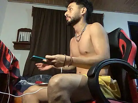 Nooneisthis online show from April 16, 1:17 am