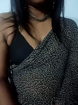 Snapshot of Vedha_Vedhika chatting on March 16, 6:44 pm Vedha Vedhika online show from March 16, 6:44 pm