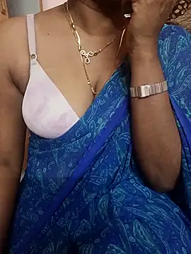 Snapshot of Vedha_Vedhika chatting on October 2, 1:07 pm Vedha Vedhika online show from October 2, 1:07 pm