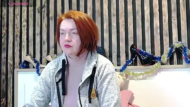 Snapshot of Alis_Lovi chatting on January 17, 11:41 pm Alis Lovi online show from January 17, 11:41 pm