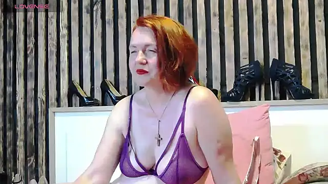 Snapshot of Alis_Lovi chatting on May 24, 9:47 am Alis Lovi online show from May 24, 9:47 am