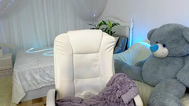 Donna Sun online show from March 9, 8:51 am