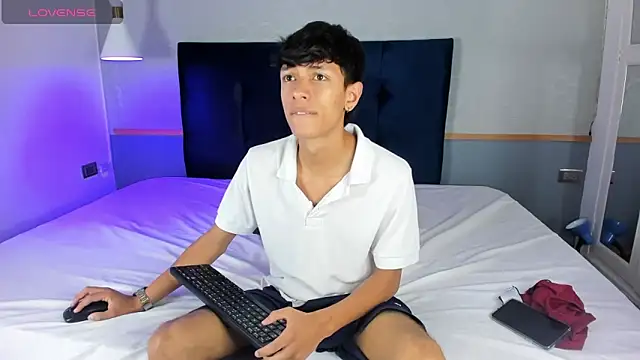 Snapshot of Im_Kael chatting on January 31, 6:25 pm Im Kael online show from January 31, 6:25 pm