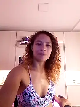 Snapshot of Zoedaniels chatting on March 4, 12:50 am Zoedaniels online show from March 4, 12:50 am