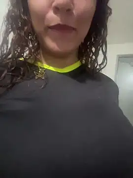 Snapshot of ALEXANDRA95 chatting on February 15, 12:48 am ALEXANDRA95 online show from February 15, 12:48 am