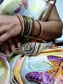 Snapshot of laxmitelugu78 chatting on March 11, 5:38 am laxmitelugu78 online show from March 11, 5:38 am