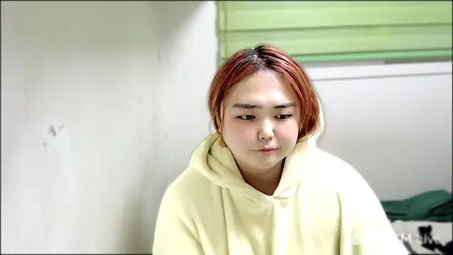 Snapshot of whhbbny chatting on September 11, 6:41 pm whhbbny online show from September 11, 6:41 pm