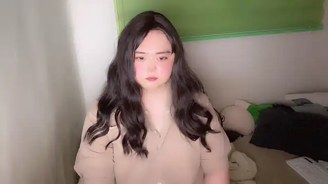 Snapshot of whhbbny chatting on January 15, 8:45 pm whhbbny online show from January 15, 8:45 pm