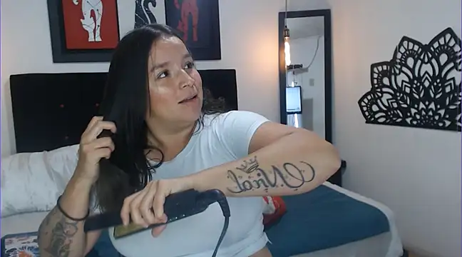 Snapshot of Kristin_milk chatting on February 10, 11:57 am Kristin milk online show from February 10, 11:57 am