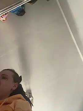 bunnythetailor online show from February 27, 11:10 am