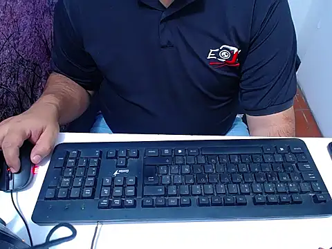 Snapshot of susy_pervertt chatting on February 2, 3:00 pm susy pervertt online show from February 2, 3:00 pm