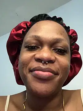 Snapshot of Boneca25 chatting on May 1, 5:50 pm Boneca25 online show from May 1, 5:50 pm