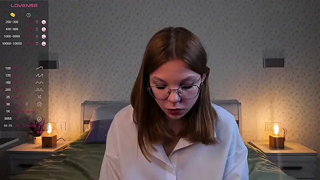 Snapshot of ElvinaBestwick chatting on March 4, 3:26 pm ElvinaBestwick online show from March 4, 3:26 pm