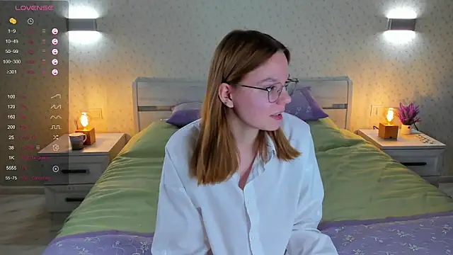 Snapshot of ElvinaBestwick chatting on March 7, 6:22 pm ElvinaBestwick online show from March 7, 6:22 pm