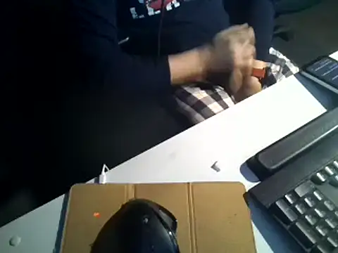 Snapshot of pandaexplorador chatting on February 7, 6:56 am pandaexplorador online show from February 7, 6:56 am