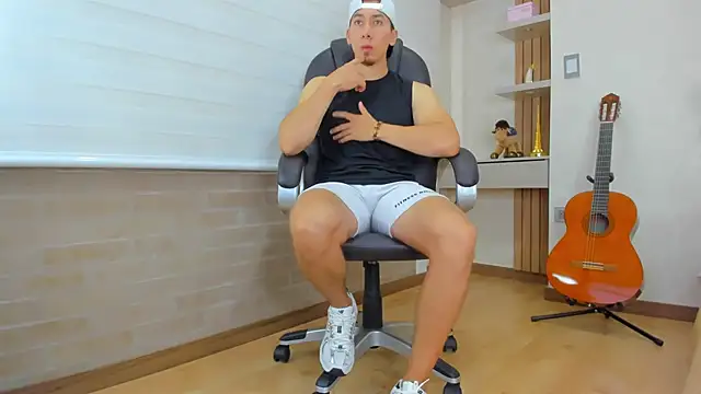 Tombarden online show from September 24, 10:13 pm