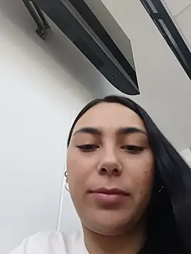 Snapshot of Ariana_rouse chatting on July 28, 3:32 pm Ariana rouse online show from July 28, 3:32 pm