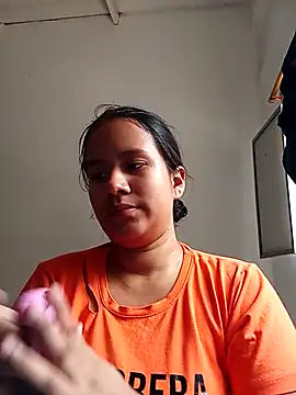 sol miluna2 online show from October 3, 3:42 pm