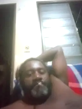 Snapshot of negrolin chatting on March 17, 12:37 am negrolin online show from March 17, 12:37 am