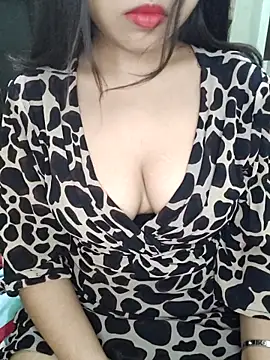 JANVI MISHRA1 online show from May 5, 6:05 pm