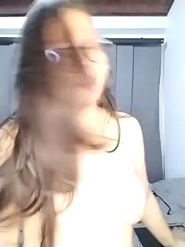 Vale Saenzz online show from February 12, 11:09 pm