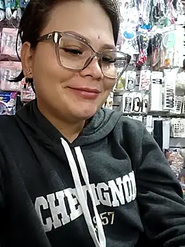 Vale Saenzz online show from February 23, 10:29 pm