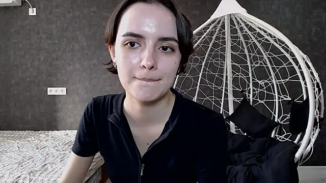 Snapshot of AmelieBanshee chatting on October 14, 11:44 am AmelieBanshee online show from October 14, 11:44 am