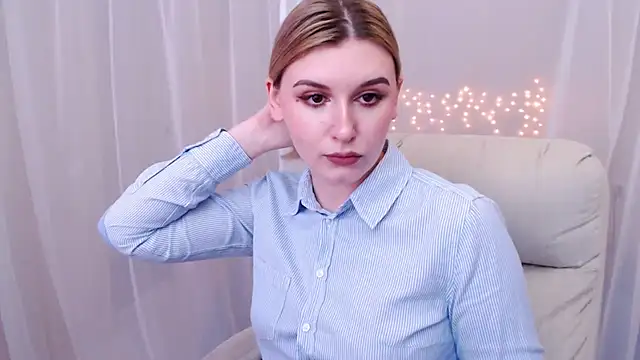 Snapshot of Freya_Celestial chatting on March 2, 10:35 am Freya Celestial online show from March 2, 10:35 am