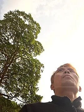 Snapshot of Doh728 chatting on November 2, 12:35 am Doh728 online show from November 2, 12:35 am