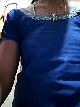 Snapshot of TeluguammayiMahi chatting on February 11, 5:37 am TeluguammayiMahi online show from February 11, 5:37 am