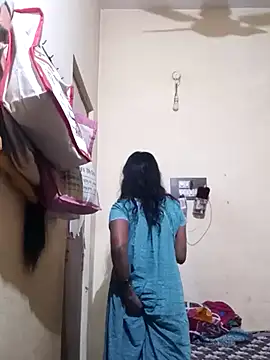 Snapshot of TeluguammayiMahi chatting on February 14, 2:54 pm TeluguammayiMahi online show from February 14, 2:54 pm