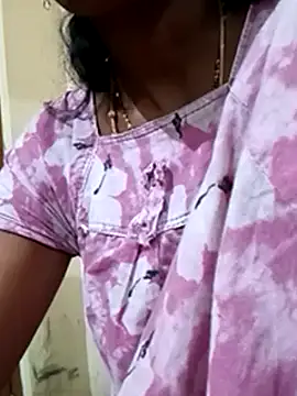 Snapshot of TeluguammayiMahi chatting on March 7, 6:43 pm TeluguammayiMahi online show from March 7, 6:43 pm