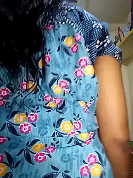 Snapshot of TeluguammayiMahi chatting on September 9, 3:55 pm TeluguammayiMahi online show from September 9, 3:55 pm