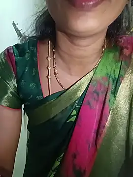 Snapshot of TeluguammayiMahi chatting on June 9, 12:44 am TeluguammayiMahi online show from June 9, 12:44 am