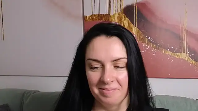 JacquelineElle online show from January 28, 9:41 am