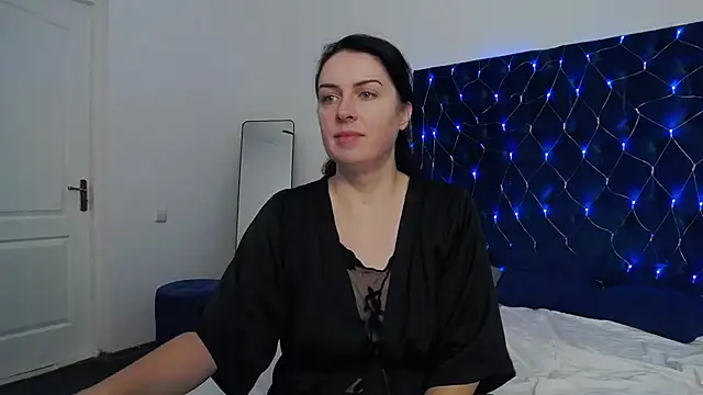 JacquelineElle online show from March 14, 9:21 pm