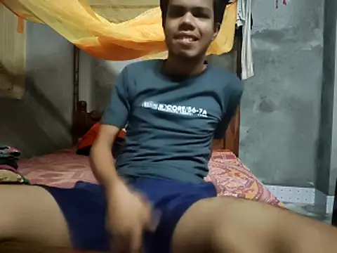 Snapshot of HomeCum chatting on November 11, 1:00 pm HomeCum online show from November 11, 1:00 pm