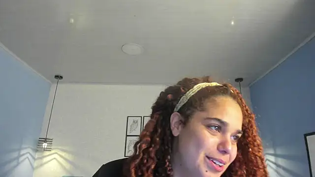 Snapshot of ninna_curly chatting on April 22, 3:31 am ninna curly online show from April 22, 3:31 am