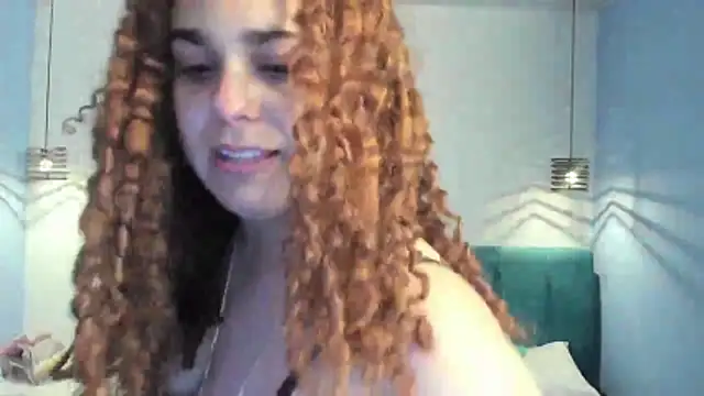 Snapshot of ninna_curly chatting on May 22, 3:24 am ninna curly online show from May 22, 3:24 am