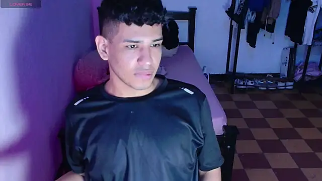 Santiago-Thompson online show from April 10, 9:52 pm