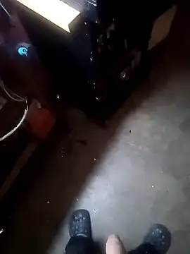 Snapshot of Dj89rrlc chatting on September 18, 3:25 pm Dj89rrlc online show from September 18, 3:25 pm