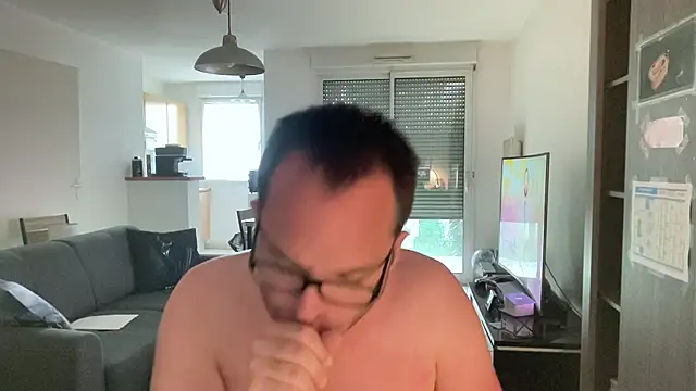 Funnyjul31 online show from April 27, 5:22 pm