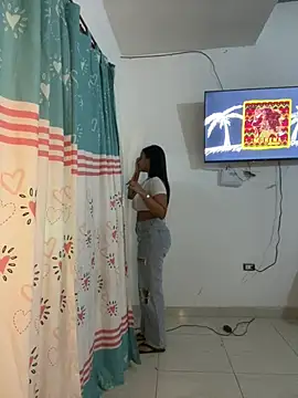 my cam online show from February 6, 6:55 pm