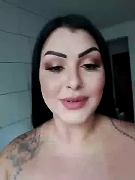 Snapshot of Julianafenix95 chatting on January 26, 4:51 pm Julianafenix95 online show from January 26, 4:51 pm