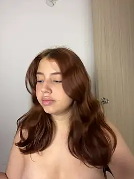 Snapshot of lia_foxxy71 chatting on May 14, 10:11 am lia foxxy71 online show from May 14, 10:11 am