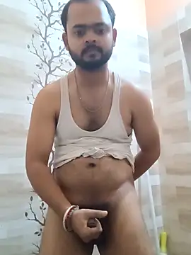 guavam65 online show from March 24, 2:11 pm