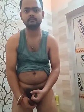 Snapshot of guavam65 chatting on May 18, 10:04 pm guavam65 online show from May 18, 10:04 pm