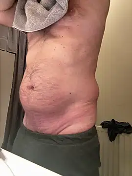 vincent1522 online show from February 2, 7:07 am