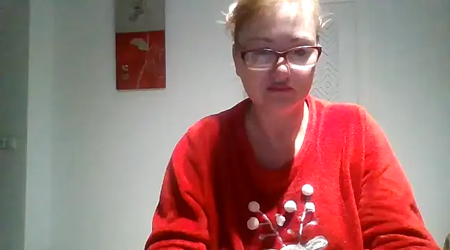 Snapshot of Luzia-Sal chatting on February 2, 4:26 am Luzia-Sal online show from February 2, 4:26 am