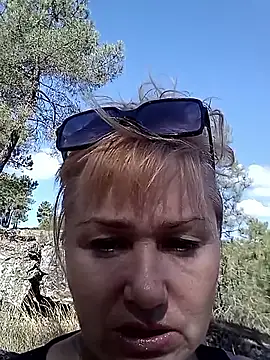 Snapshot of Luzia-Sal chatting on October 11, 11:31 am Luzia-Sal online show from October 11, 11:31 am